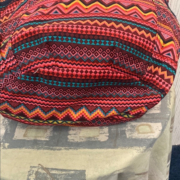 Tribal Patterned Red Tote Bag Retro Metro by Thirty-one All things are Possible - Picture 10 of 10